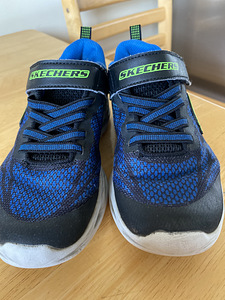 Skechers vilkuvad vabaajajalatsid Vortex suurus 33 (2 foto / 3)