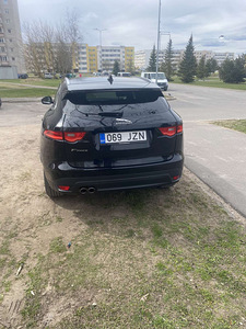 Продам машину Jaguar (3 фото из 6)
