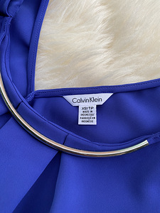 Calvin Klein Pluus XS (3 foto / 3)