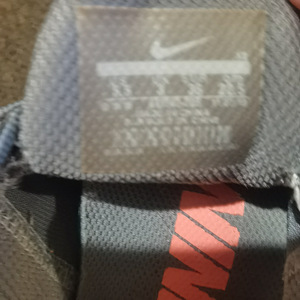 Nike tossud 36 (3 foto / 3)