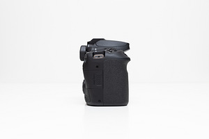 Canon EOS 90D (body) peegelkaamera (6 foto / 10)