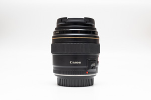 Canon EF 85mm f/1.8 USM objektiiv (4 foto / 10)