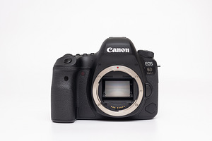 Canon EOS 6D Mark II (body) peegelkaamera (2 foto / 10)
