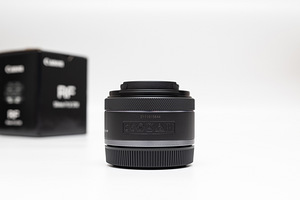 Canon RF 50mm f/1.8 STM objektiiv (3 foto / 10)
