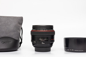 Canon EF 50mm f/1.2L USM objektiiv