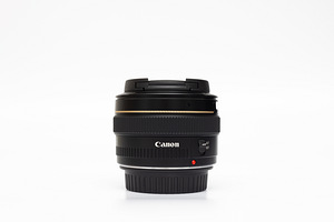 Canon EF 50mm f/1.4 USM objektiiv (4 foto / 10)