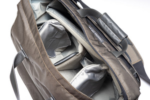 Lowepro Classified 250 AW Pro kaamerakott (5 foto / 5)