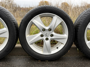Honda veljed 17" 5x114,3 + NOKIAN WR Snowproof P 225/50R17 (5 foto / 10)