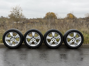 Honda диски 17" 5x114,3 + Bridgestone Blizzak 225/50R17 (1 фото из 10)
