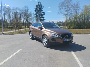 Volvo xc60 (1 foto / 7)