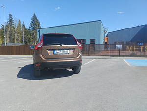 Volvo xc60 (4 foto / 7)