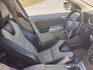 Volvo xc60 (6 foto / 7)