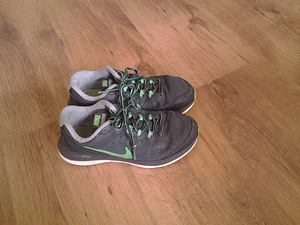 Nike tossud, s.37,5 (1 foto / 4)