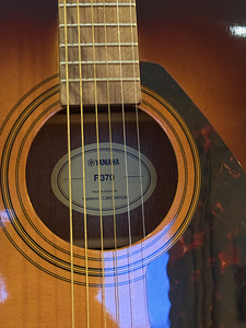 Akustiline kitarr Yamaha F370 (1 foto / 7)