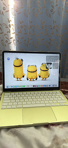 MacBook Neo 512gb (2 foto / 4)