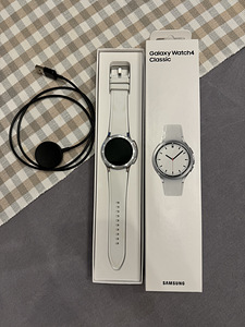 Samsung Galaxy Watch4 Classic (LTE) (1 foto / 6)