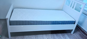 Кровать Ikea (1 фото из 1)