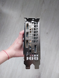 RTX 2070 8GB (3 foto / 3)