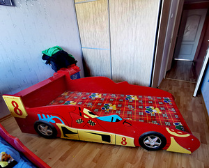 LASTE VOODI AUTO (2 foto / 2)