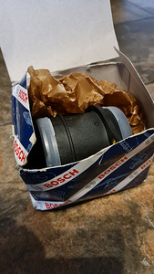 UUS BOSCH Расходомер воздуха 0 281 002 721. (3 фото из 3)