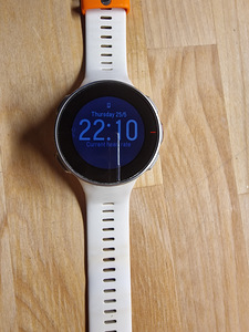 Polar vantage v (2 фото из 3)
