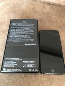 iPhone 7+ Jet Black,128GB (4 foto / 4)