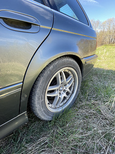 BMW 525d (14 foto / 14)
