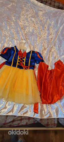 Платье белоснежки, карнавальный костюм (фото #1)