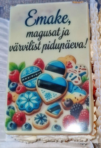 Торт ко Дню матери (7 фото из 9)
