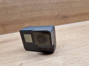 GoPro hero 5 black (2 foto / 3)
