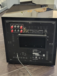 Yamaha NS-SW300PB2 10" 250W (2 foto / 2)