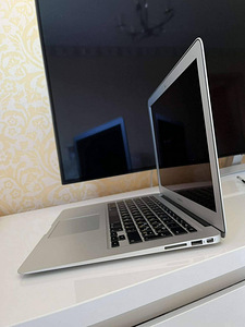 MacBook air 11 (3 фото из 6)