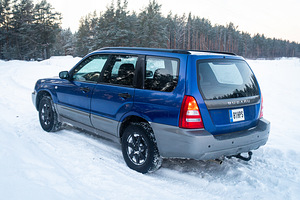 Subaru Forester AWD (3 фото из 6)
