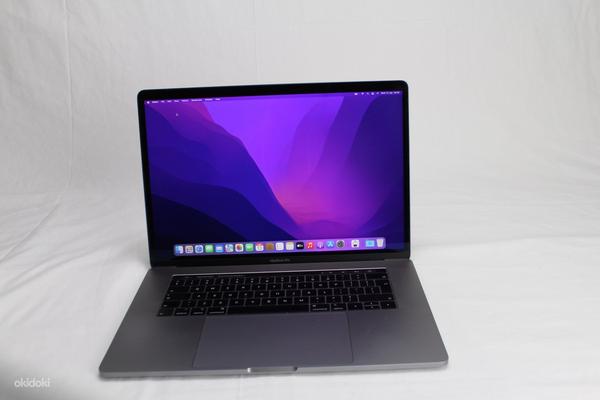 MacBook Pro 15 дюймов, i7, 16 ГБ ОЗУ, 256 ГБ (фото #1)