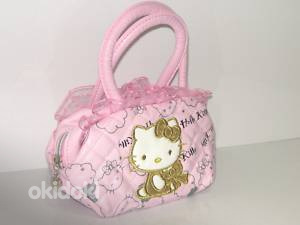 Супер красивая маленькая сумочка Hello Kitty NEW! (фото #2)