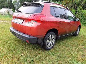 Peugeot 2008 (1 фото из 10)