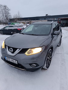 Nissan x trail (2 foto / 5)