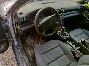 Audi A4 1,9TDI 81kw varuosadeks (4 foto / 4)