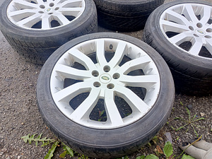 Vali veljed R20 Landrover (2 foto / 3)