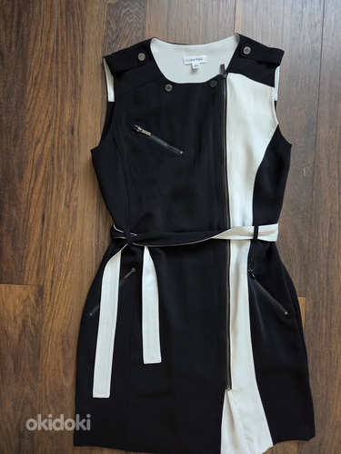Платье Calvin Klein в отличном состоянии M/L