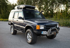 Land Rover Discovery II 2.5 102kW (3 foto / 13)
