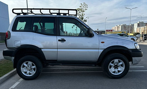 Nissan Terrano 3.0 113kW (3 foto / 10)
