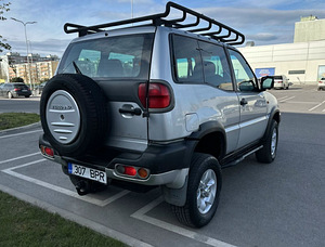 Nissan Terrano 3.0 113kW (5 foto / 10)