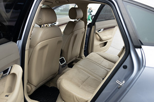Audi A6 2.4 130kW (11 foto / 13)