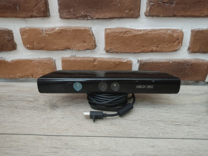 Xbox 360, 2 gamepad, 23 game, cinnect (3 foto / 5)