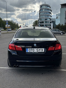 BMW 530d F10 Luxury Black Edition 2012 (3 foto / 4)