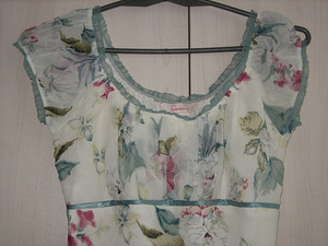 Летнее новое американское цветочное платье, размер S, летнее платье (1 фото из 2)