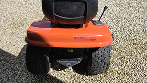 Murutraktor Husqvarna LTH151 (3 foto / 3)