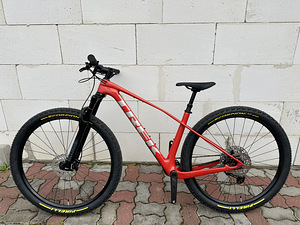 Trek Procaliber 9.5 GEN 3 (2025/26) – Carbon – M-suurus (1 foto / 6)