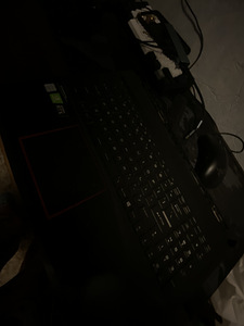 Игровой ноутбук MSI (1 фото из 3)